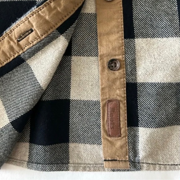 Roots Flannel - Picture 3 of 4